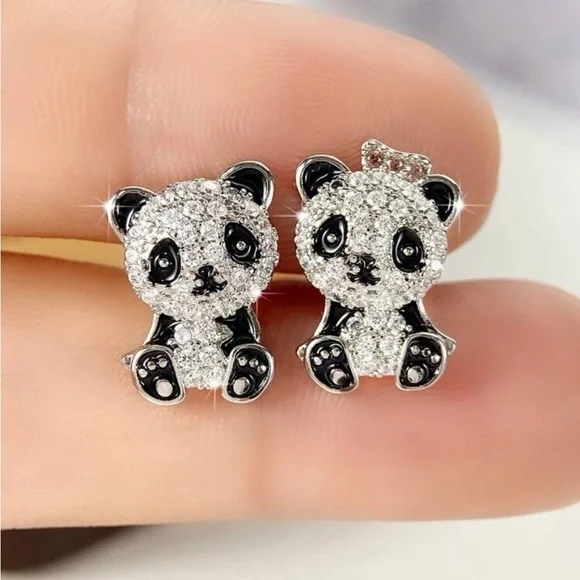 0.64Ct Zirconia & Silver Panda Earrings Cute Animal Stud Bear New - Picture 6 of 6